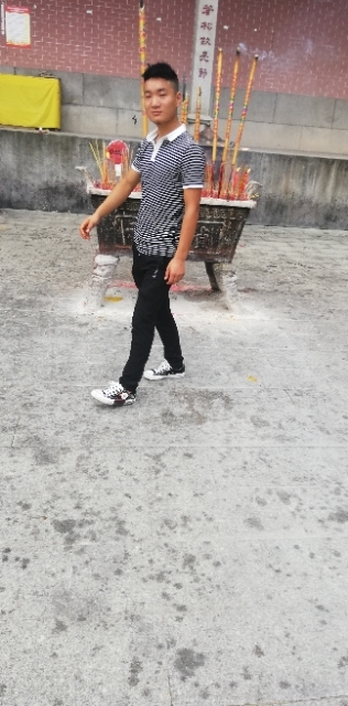 惹人厌的第一张照片--重庆交友中心