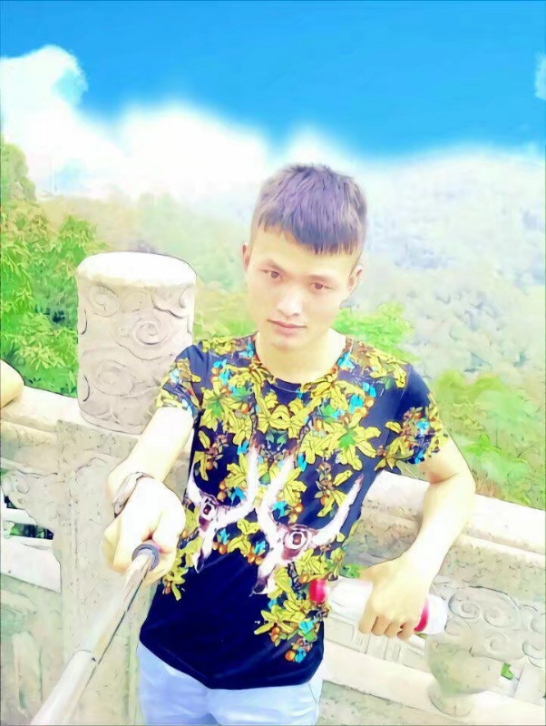 孤独王者元首的第一张照片--重庆交友中心