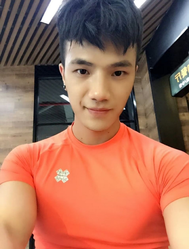 航航的第一张照片--重庆交友中心