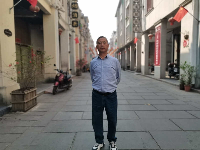 一粒尘埃的第一张照片--重庆交友中心