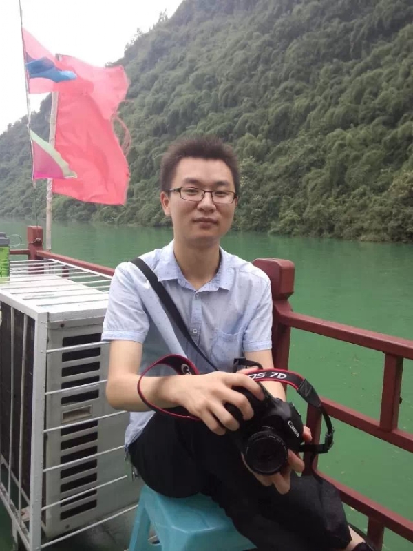蓝河的第一张照片--重庆987交友网